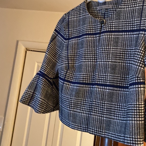 Black and white coverlet jacket bell sleeves - Picture 3 of 8